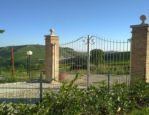 La Terrazza Del Barbaresco Neviglie Exterior foto