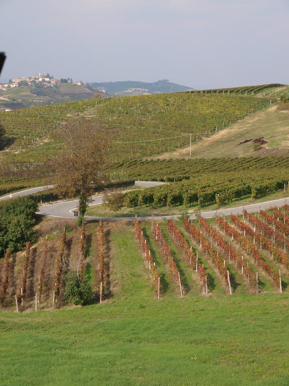 La Terrazza Del Barbaresco Neviglie Exterior foto