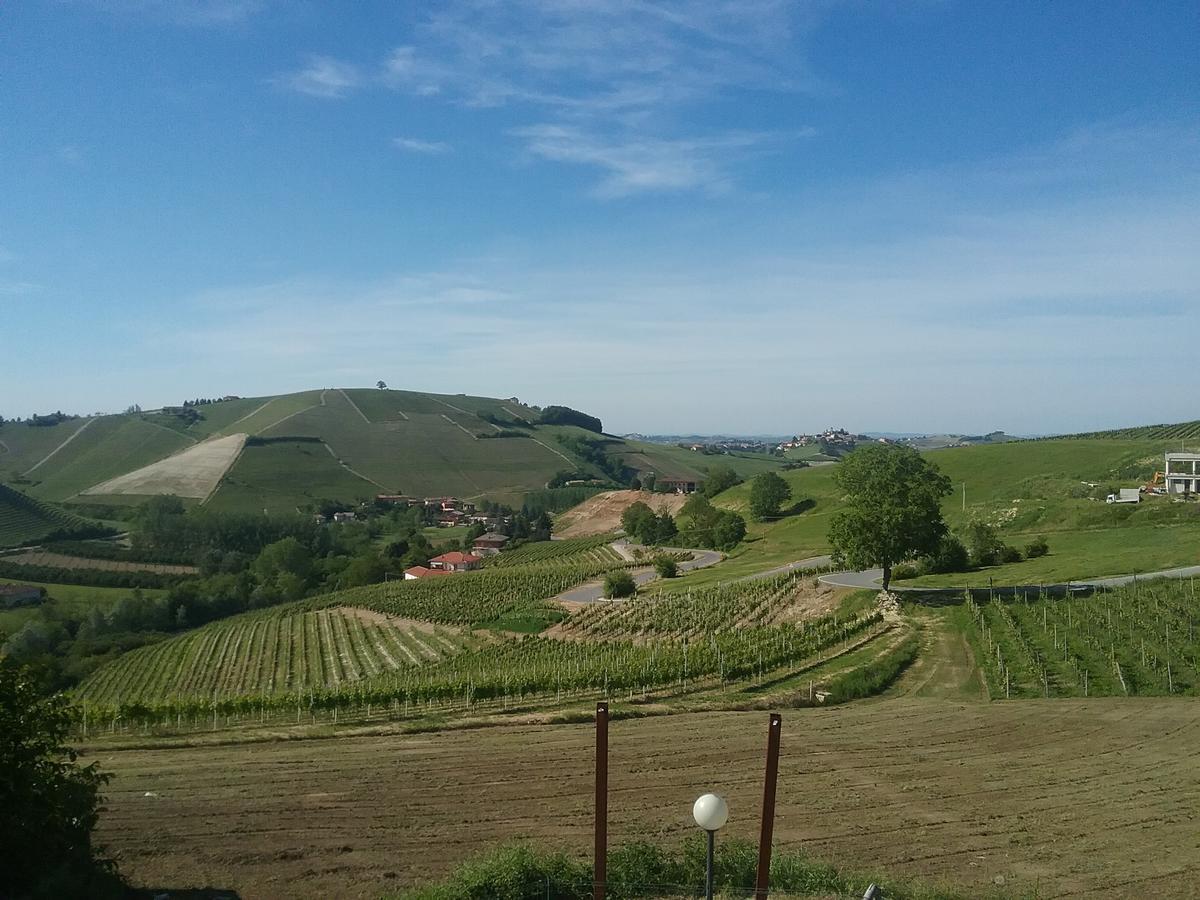 La Terrazza Del Barbaresco Neviglie Exterior foto
